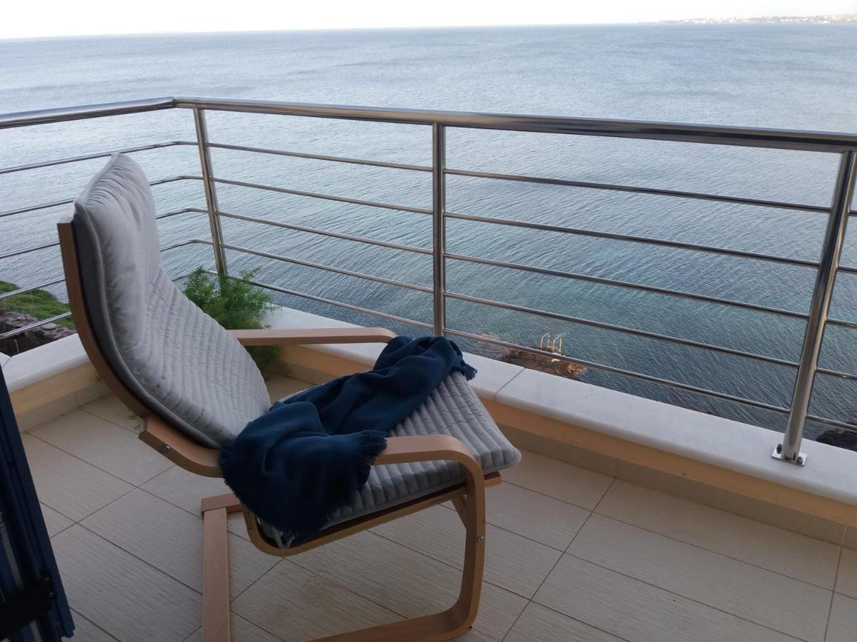 Thalassa Perdika  Bagian luar foto