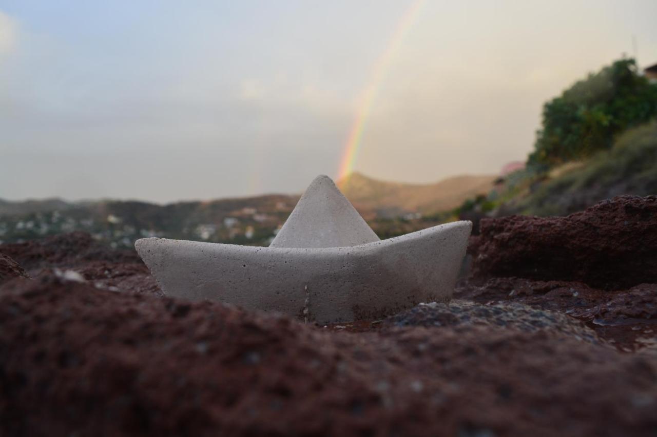 Thalassa Perdika  Bagian luar foto